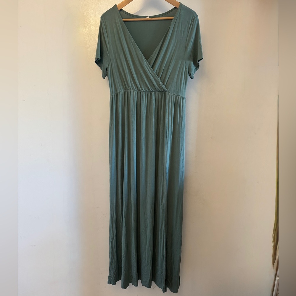 Maternity Sage Green V-Neck Maxi Dress with Slit